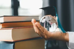 Elegir una universidad para estudiar el doctorado es fundamental, así que escoge la mejor opción.