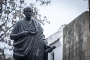El Método de Séneca es una estrategia mental basada en el estoicismo que ayuda a las personas a enfrentar sus miedos.