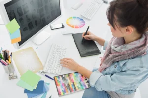 ¿En qué consiste la carrera de Diseño Gráfico? En aportar a la sociedad el desarrollo de una comunicación gráfica responsable y efectiva.