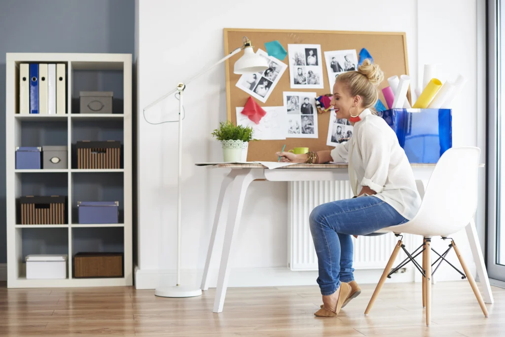 Un consejo útil para mantener la motivación este 2026 es hacer un vision board que te pemita tener una perspectiva más amplia de tus objetivos.