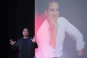 El arqui Juve brindó una conferencia magistral en la Universidad Humanitas Campus Magno Madín.